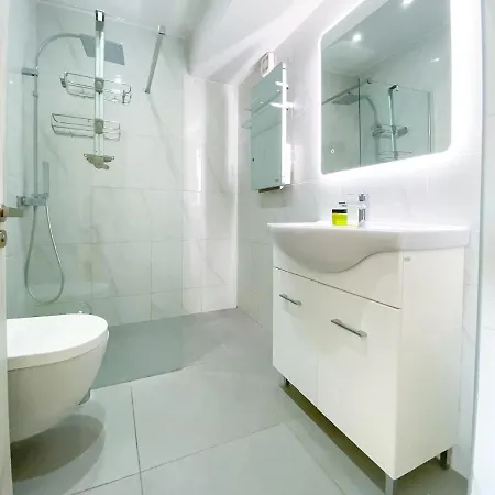 Phaedrus Living: Plateia Suite Brillante Nicosia Exterior photo